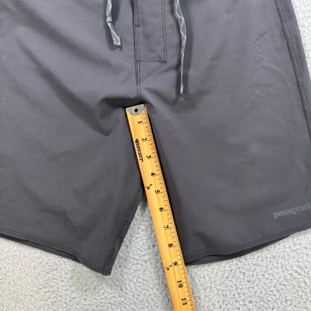 Patagonia Mens Gray Board Shorts Swim‎ Trunks Size 28